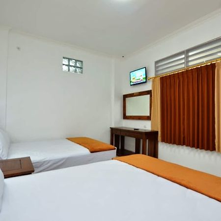Hotel Bukit Uhud Yogyakarta Dış mekan fotoğraf